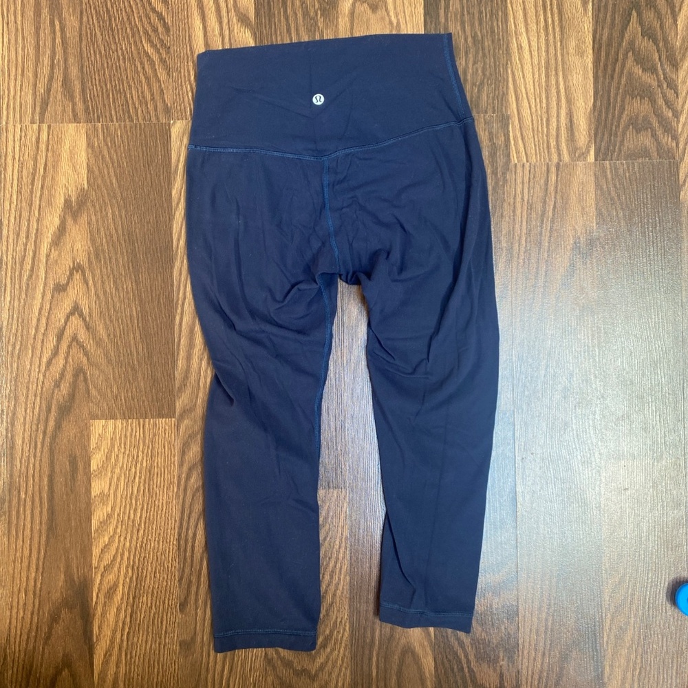 Lululemon Align Crop 21” Navy Size 6